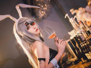 妖君白研/白研QAQ-微博常青树coser(带17套图集)