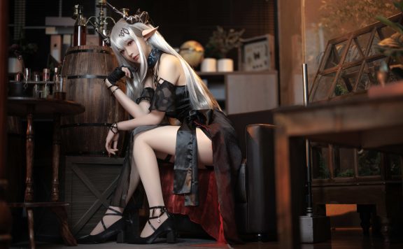 小南宫zzZ·NO.094 明日方舟-泥岩礼服[21P-301.32MB]